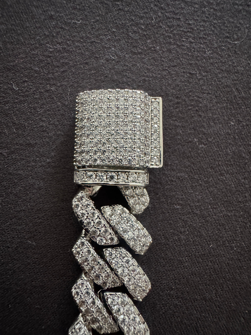 VVS1 Moissanite Cuban Link Chain