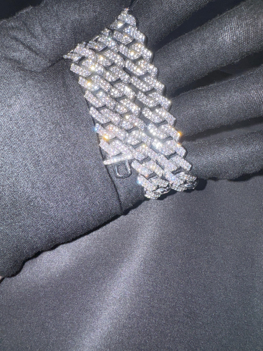 Iced out Moissanite Cuban Link chain 22"
