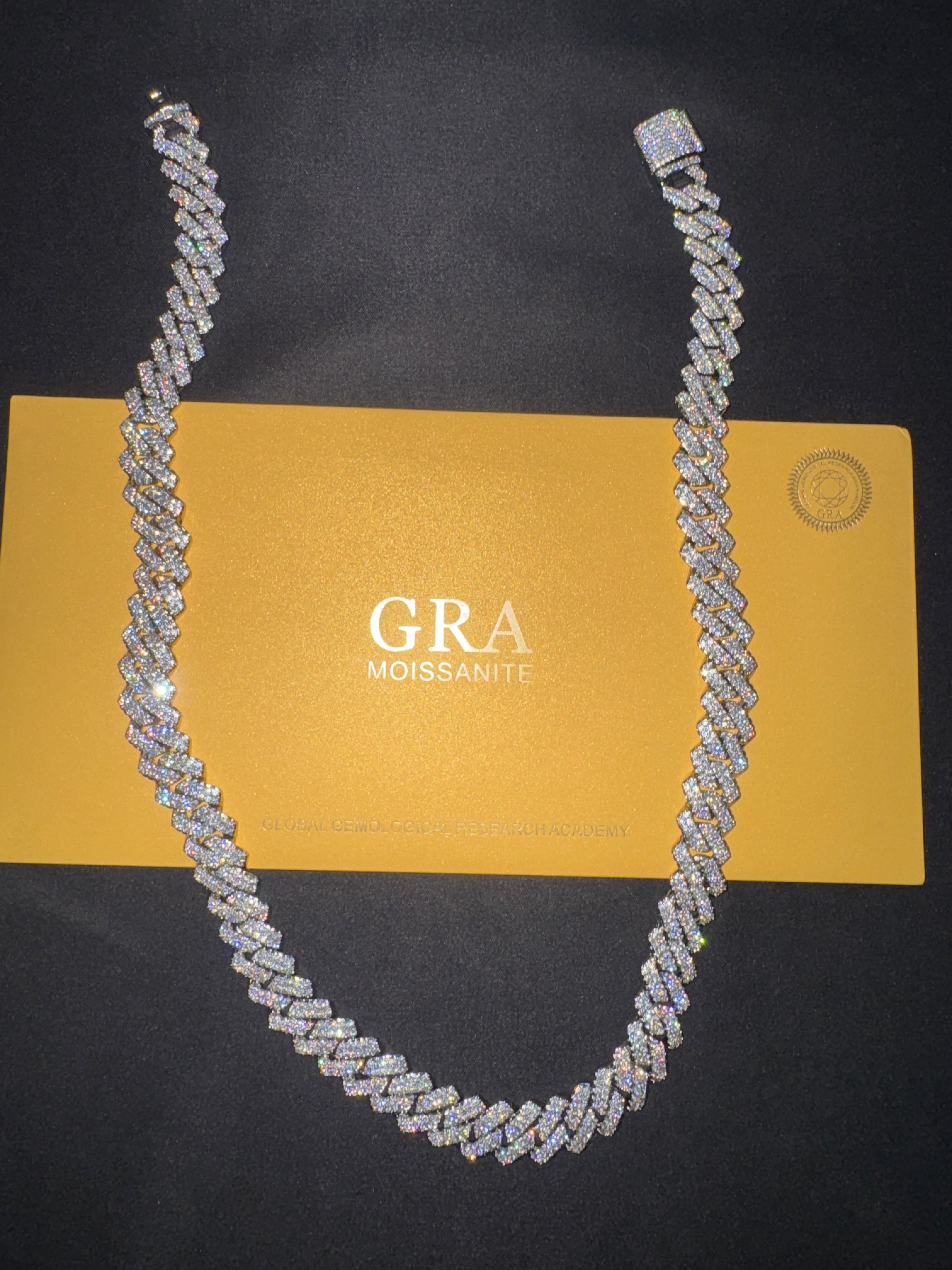VVS1 Moissanite Cuban Link Chain